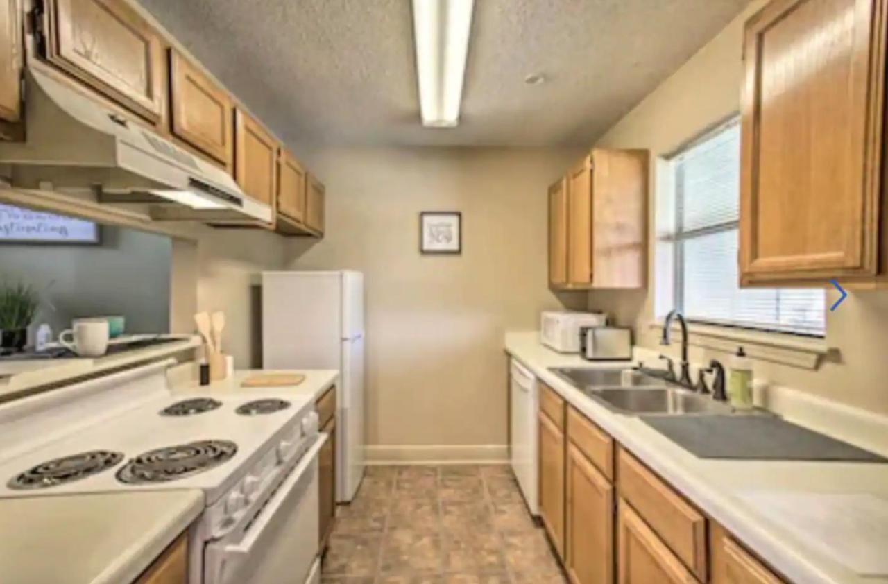 New! Lsu Baton Rouge Contemporary 3 Bedroom Suite Condo Zewnętrze zdjęcie